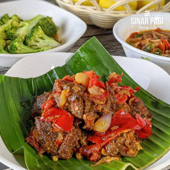 

Dendeng Sapi Balado Sinar Pagi (Kemasan Vacuum Steril Tahan Lama)