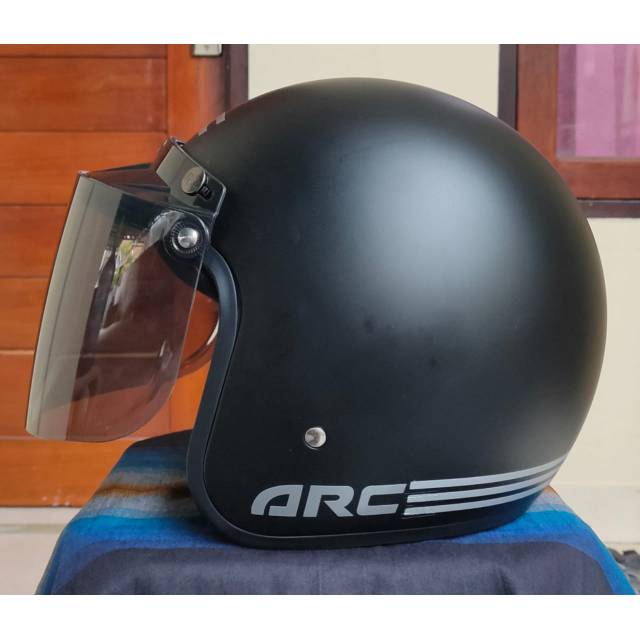 Helm ARC premium (hitam dof)