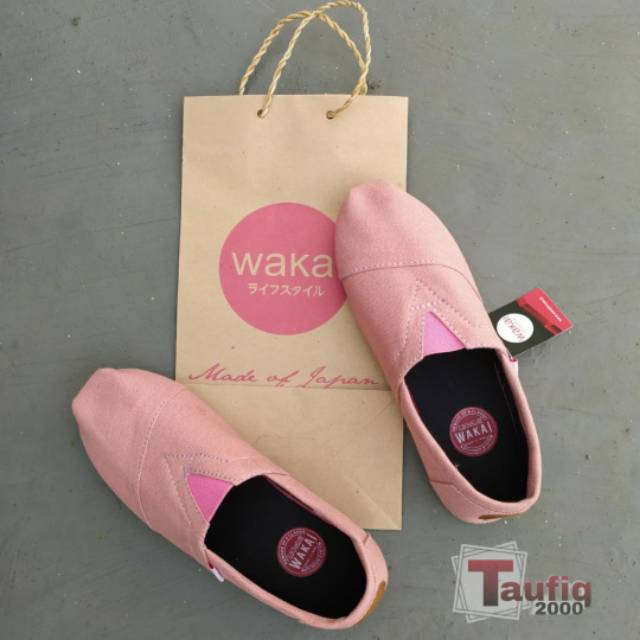 SALE!! Sepatu Wakai Slop Slip On Unisex (Cewek/Cowok)