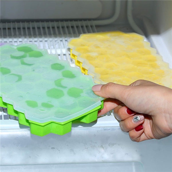 Cetakan Es Batu Silicone Bentuk Honey Comb Isi 37 Kotak / Aneka Cetakan Serbaguna Es Puding Jelly Isi 6 14 24 Food Grade / TV-63