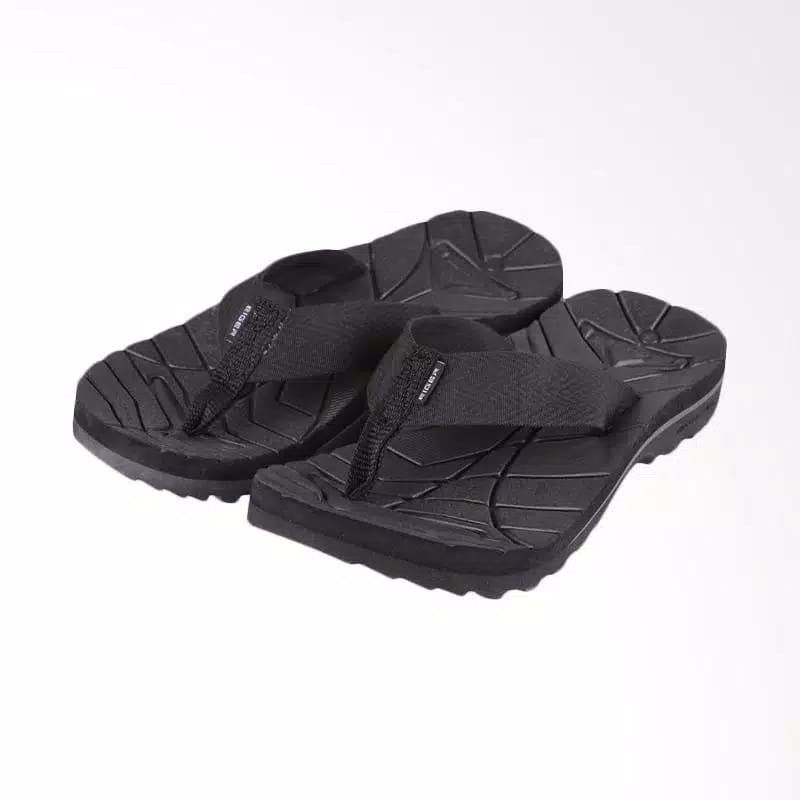 Sandal gunung warna hitam polos