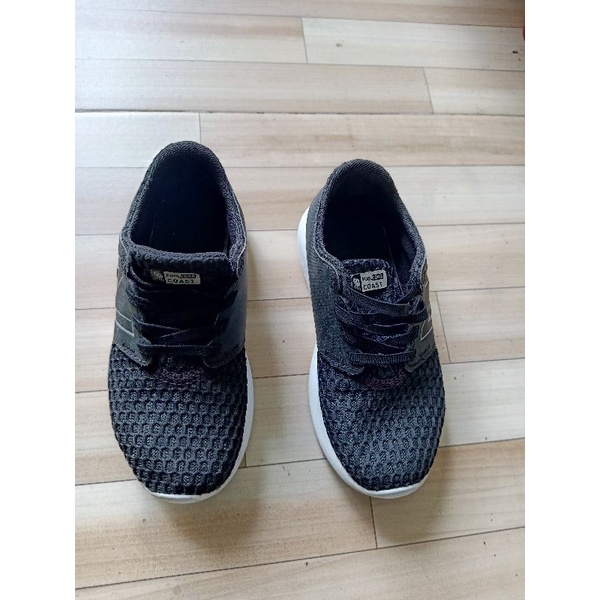 prelove thrift sepatu anak branded original new balance adidas nike converse