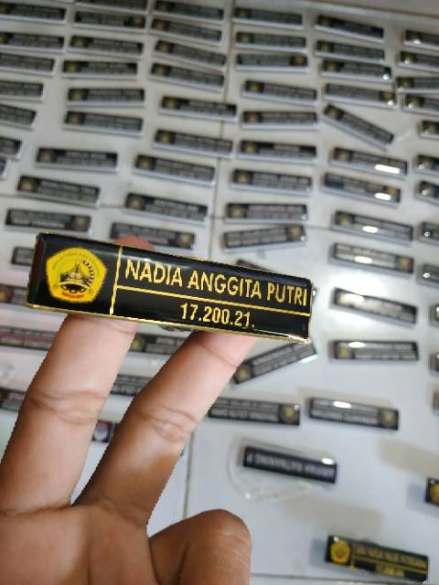 Papan Nama Nama Dada Name Tage Plat KUNINGAN Coating Resing Mewah