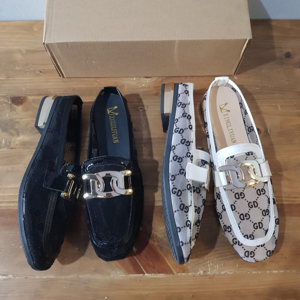 Sepatu Slip On 001750 Chain GD Slip On Shoes