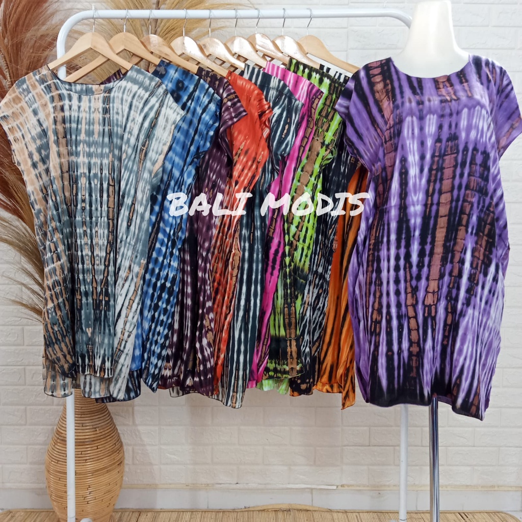 DRESS MIDI RAYON MOTIF SALUR BALI