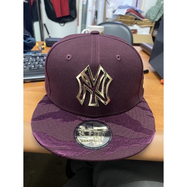 topi New Era NY Logo besi