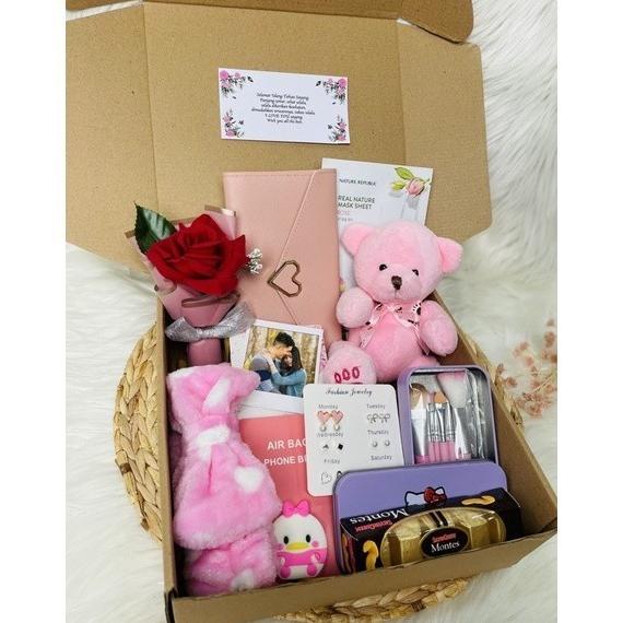 

Kado Ulang Tahun Cewek Hampers Ultah Kado Anniversary Hadiah Ultah