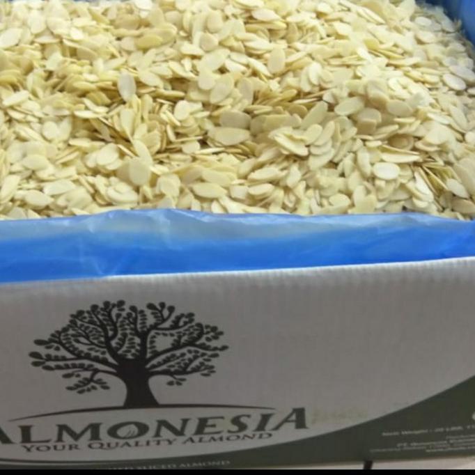 

Promo Awal tahun almond slice almonesia 1 kg Cuci Gudang Awal Tahun