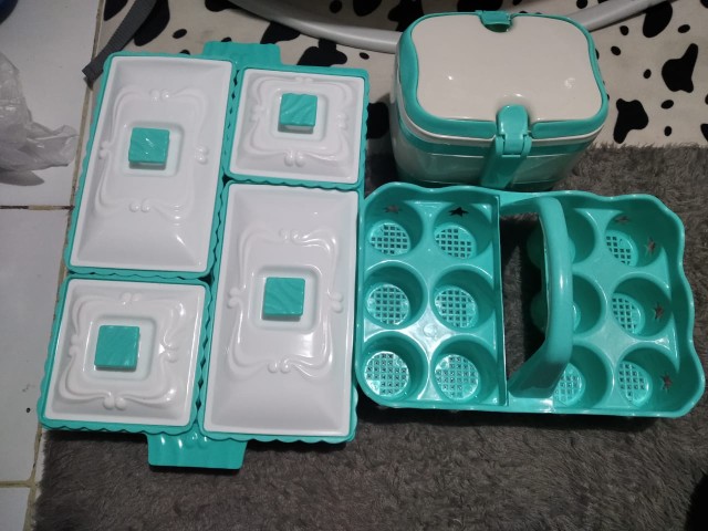 Rantang Makanan Tosca / Tempat Makanan 3 Tingkat Gr3in1 - Tempat Bekal Makanan