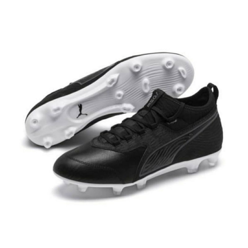 sepatu bola puma one 19.3 fg black 105486 02 original