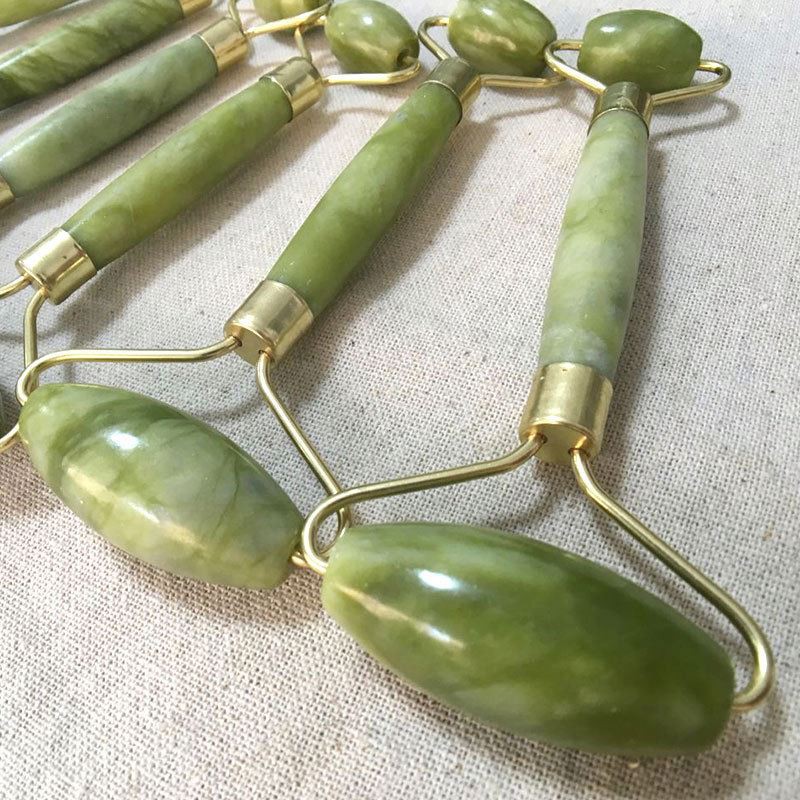 Jade Roller Alat Pijat Wajah Double Head Facial Massage Slimming Neck Face Massage Perawat wajah