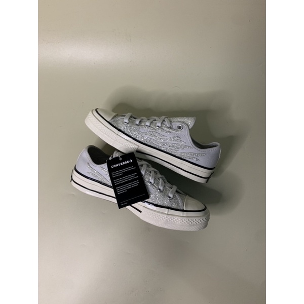 ox glitter converse