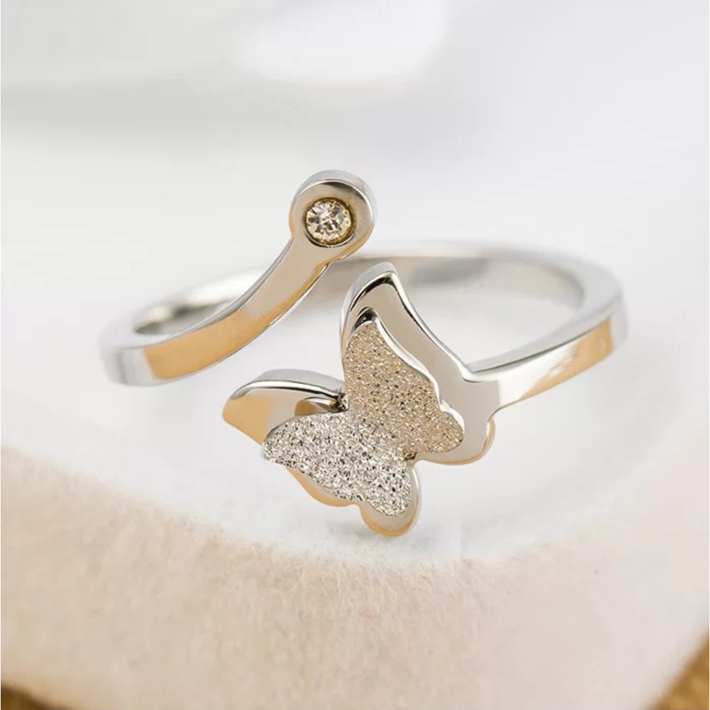 Cincin Titanium Model Kupu - Kupu Dengan Diamond Artifisial Tersedia Warna RoseGold, Gold dan Silver