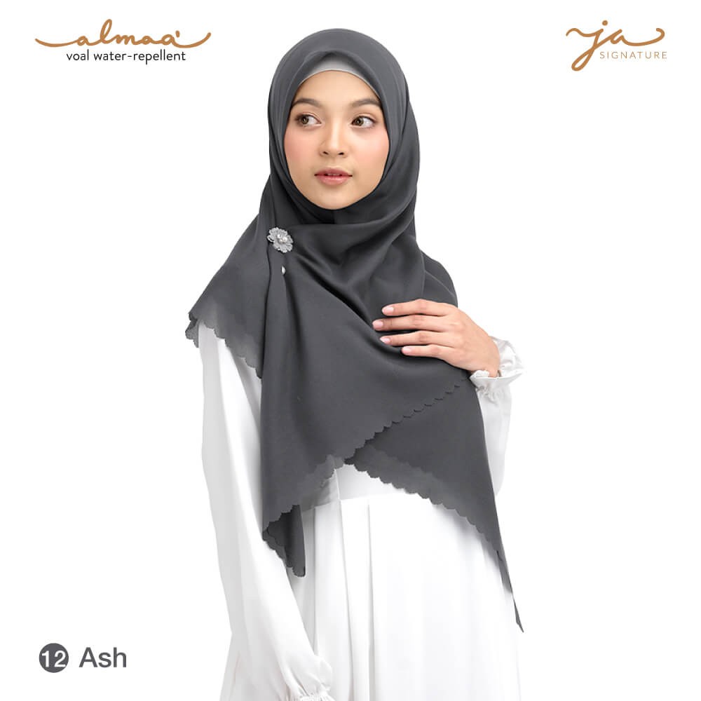 Jilbab Afra Almaa' Warna Ash - Hijab Voal Polos Segi Empat - Water Repellent