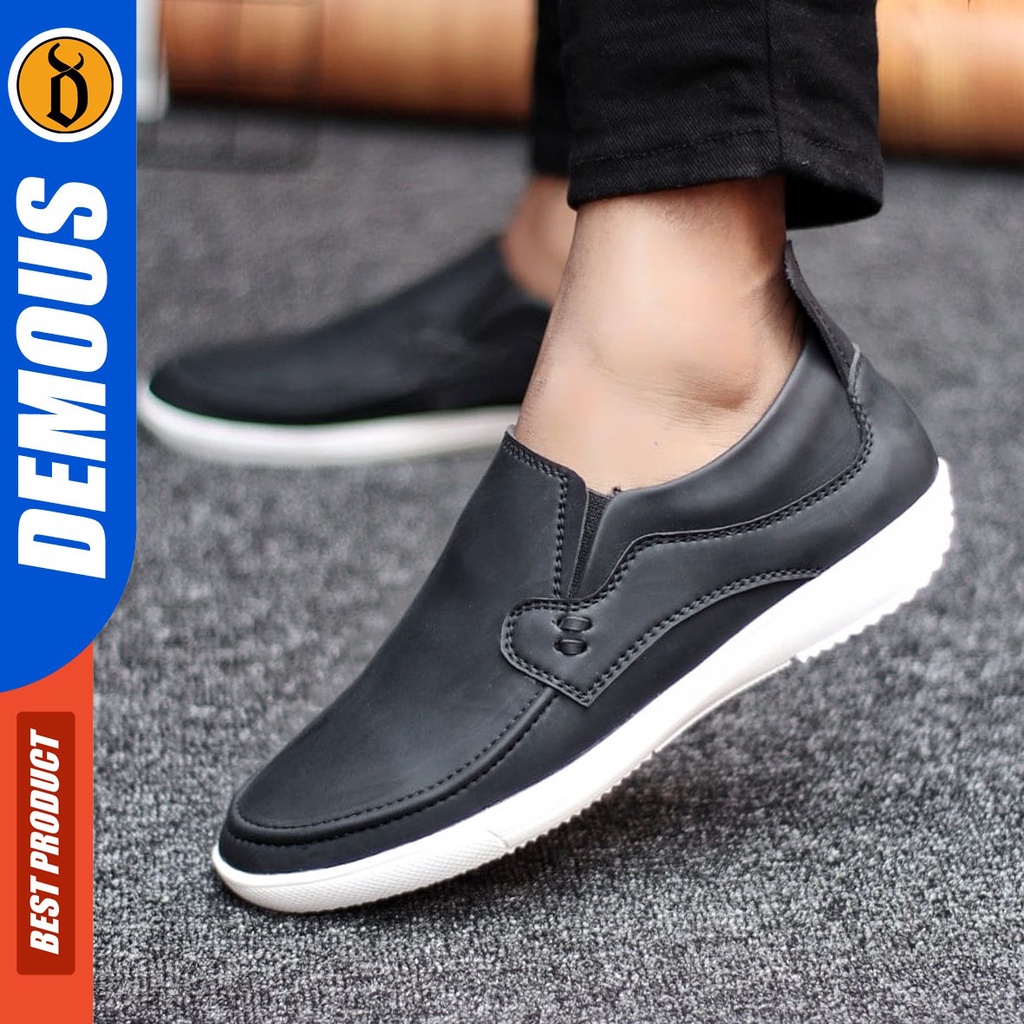 DEMOUS Kemode - Sepatu Slip On Pria Casual