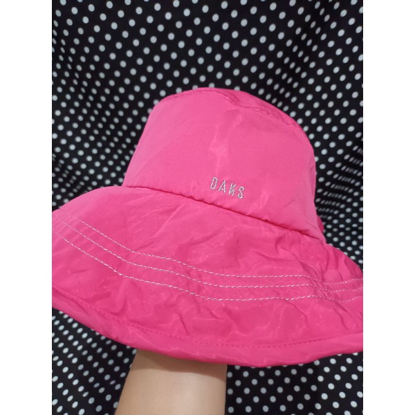 Topi golf / topi pantai Daks (preloved)