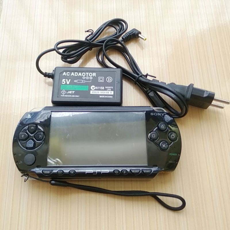 Console Playstation Portable 1000 / 1001 Konsol PSP Fat Bekas Normal