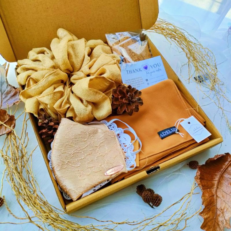 Hampers Hijab Gift Box Premium Adelus