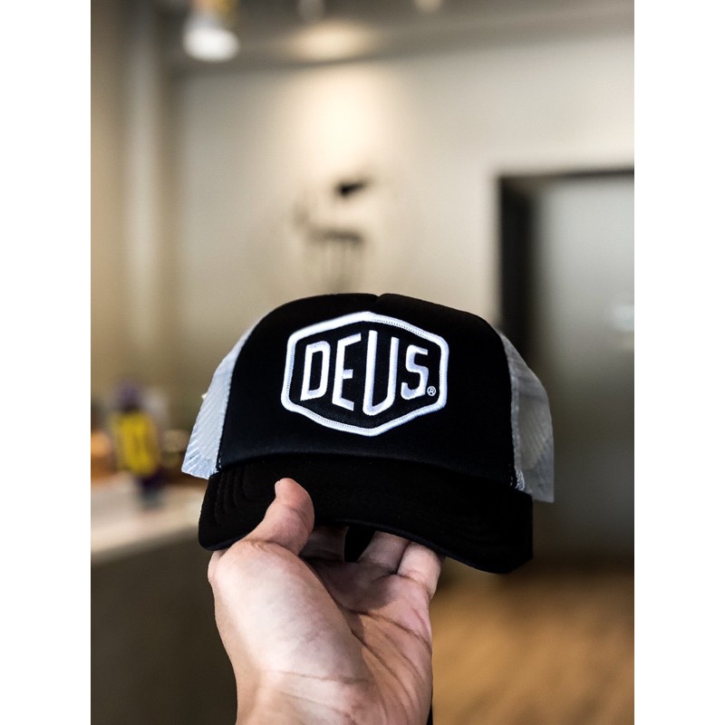 deus trucker black gray