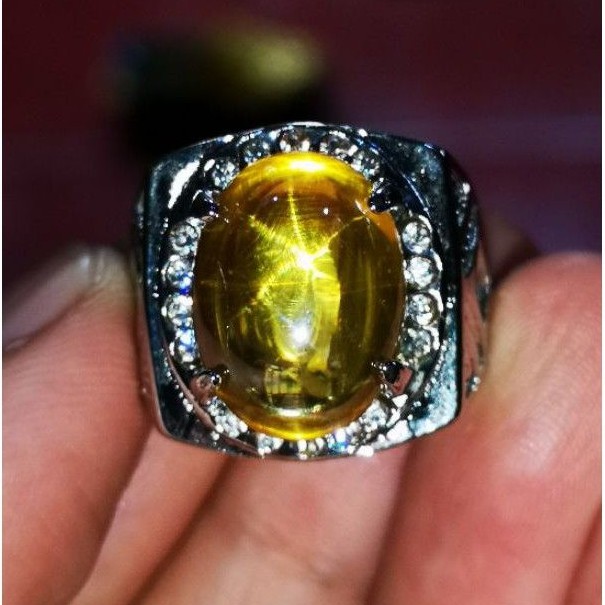 Batu Yellow Sapphire Star Asli Catam Top Colour Hos Star HQ