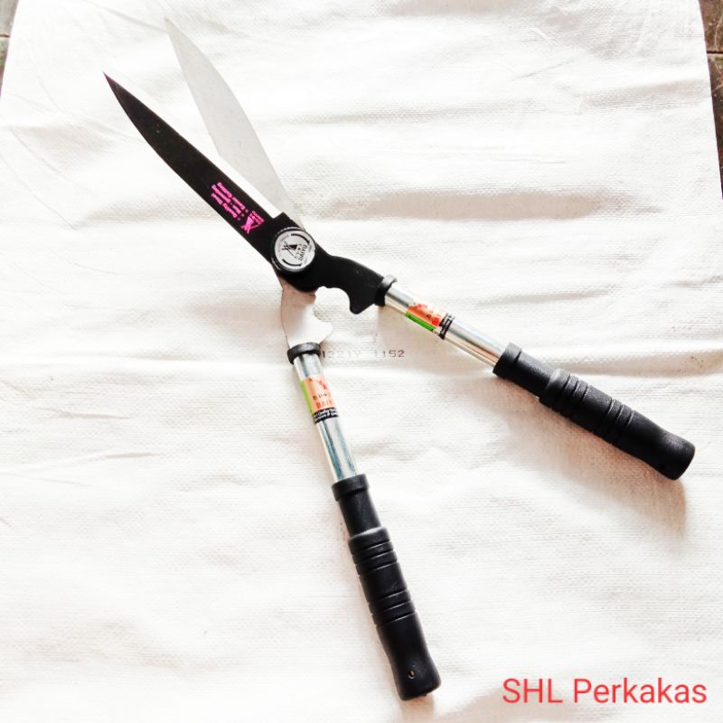 GUNTING RUMPUT DAIYU - GUNTING PAGAR GAGANG BESI - GUNTING TAMAN BESAR