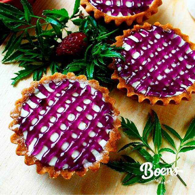 

BOENS BAKERY - Blueberry Cheese Pie (per 2 buah)