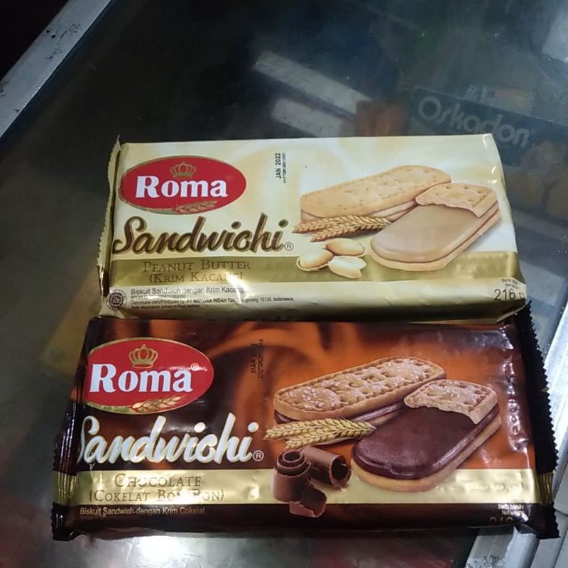 

Roma sandwichi krim kacang dan cokelat 216g