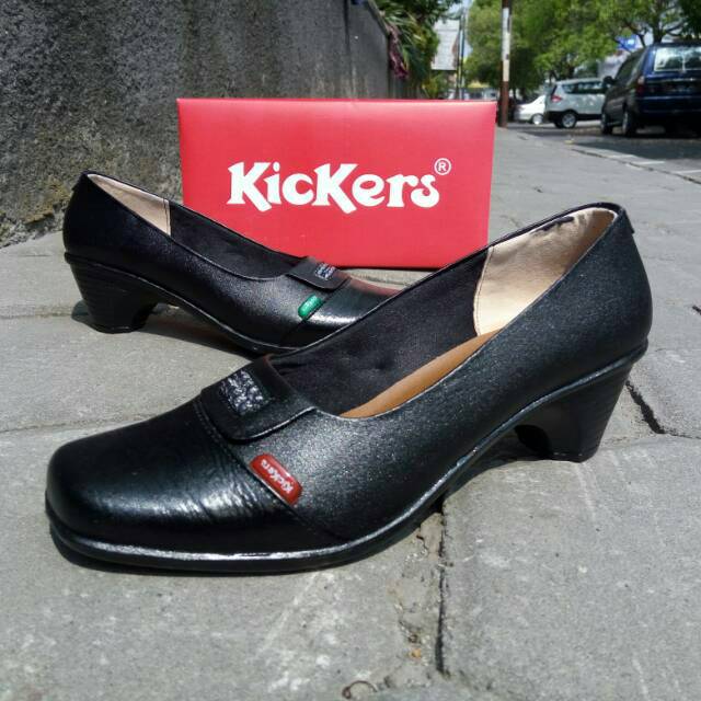 Sepatu Formal Wanita KicKers Bahan Kulit Asli