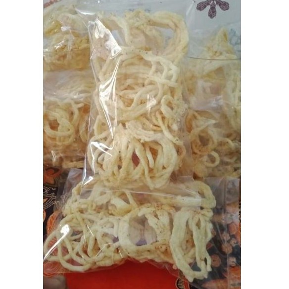 

KERUPUK MIE KUNING BERLUMUR BAWANG PUTIH