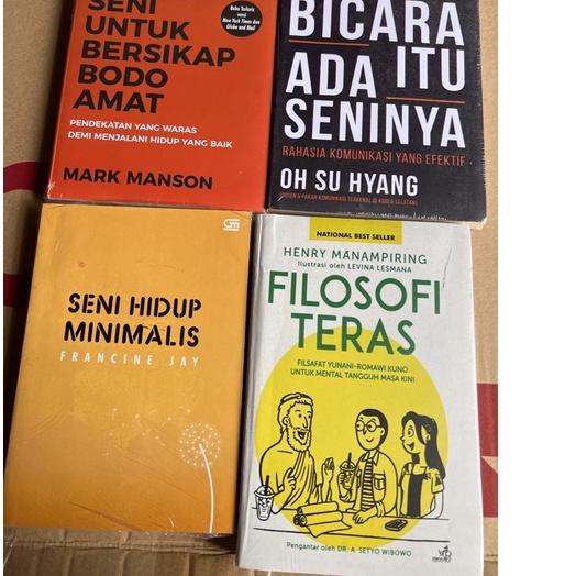 

STAR BRANDS PAKET 4 BUKU BICARA ITU ADA SENINYA, SENI MINIMALIS, BODO AMAT, FILOSOFI TERAS !!!