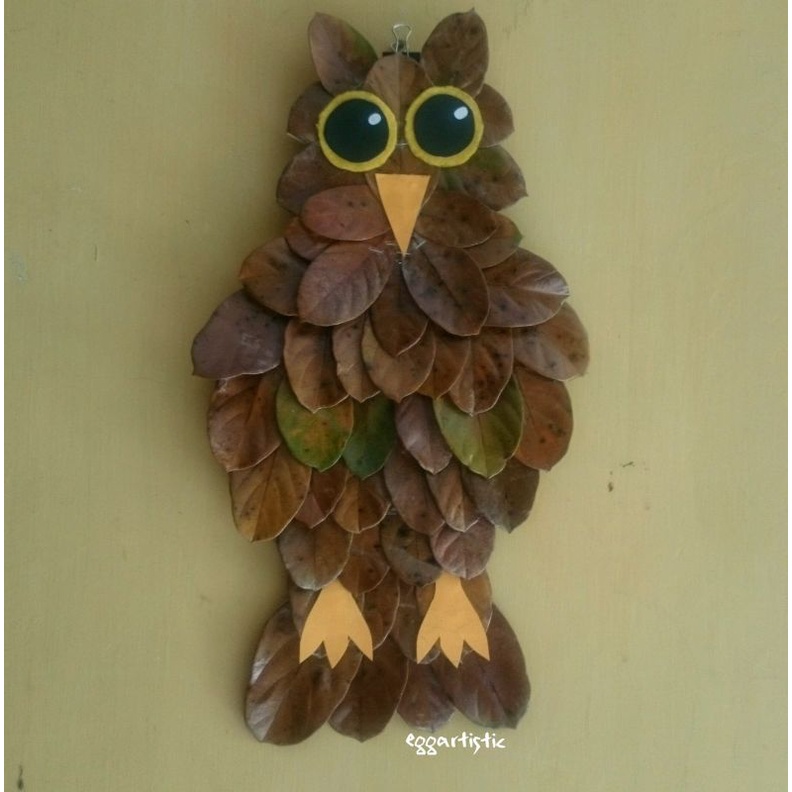 kolase Daun kering "Burung Hantu"