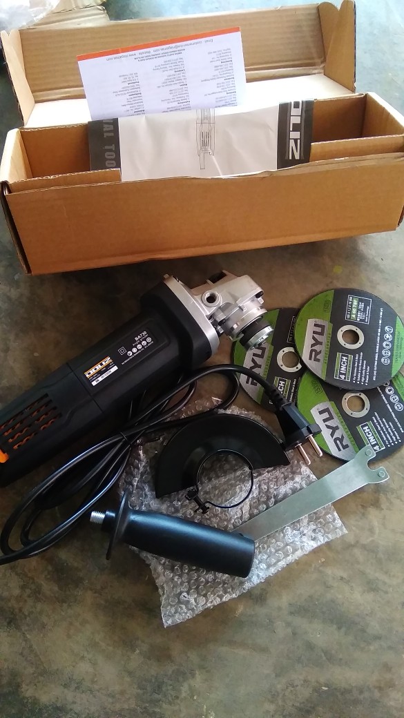 Mesin Gerinda Tangan 4 Doliz Ba730 Angle Grinder 720w Slim Body Germany Design Ba 730