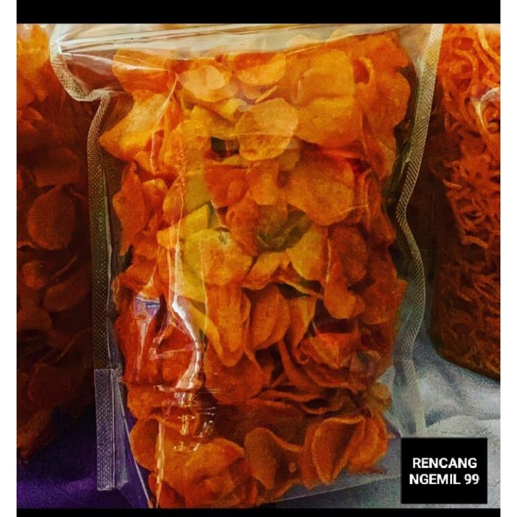 

kentang chitato gurih renyah dan enak banget/ isi 200 gram