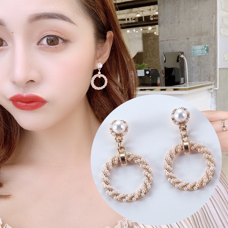 925 jarum perak Korea fashion pearl anting-anting anting-anting niche temperamen all-match lingkaran