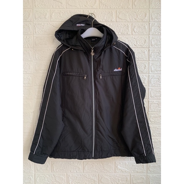 Ellesse jaket ellesse italia beli jaket dpt joger second preloved bekas b
