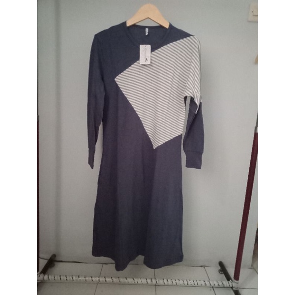 LONG TUNIK RAJUT KOMBINASI GARIS LD 110-120
