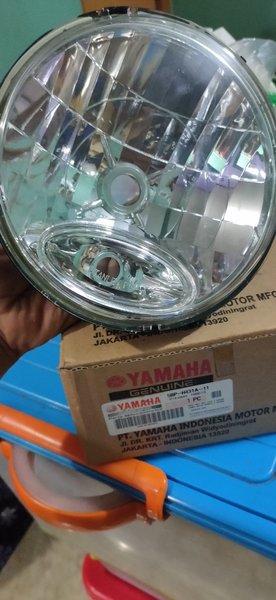 REPLEKTOR LAMPU DEPAN YAMAHA SCORPIO  OLD SX4 MODEL BULAT