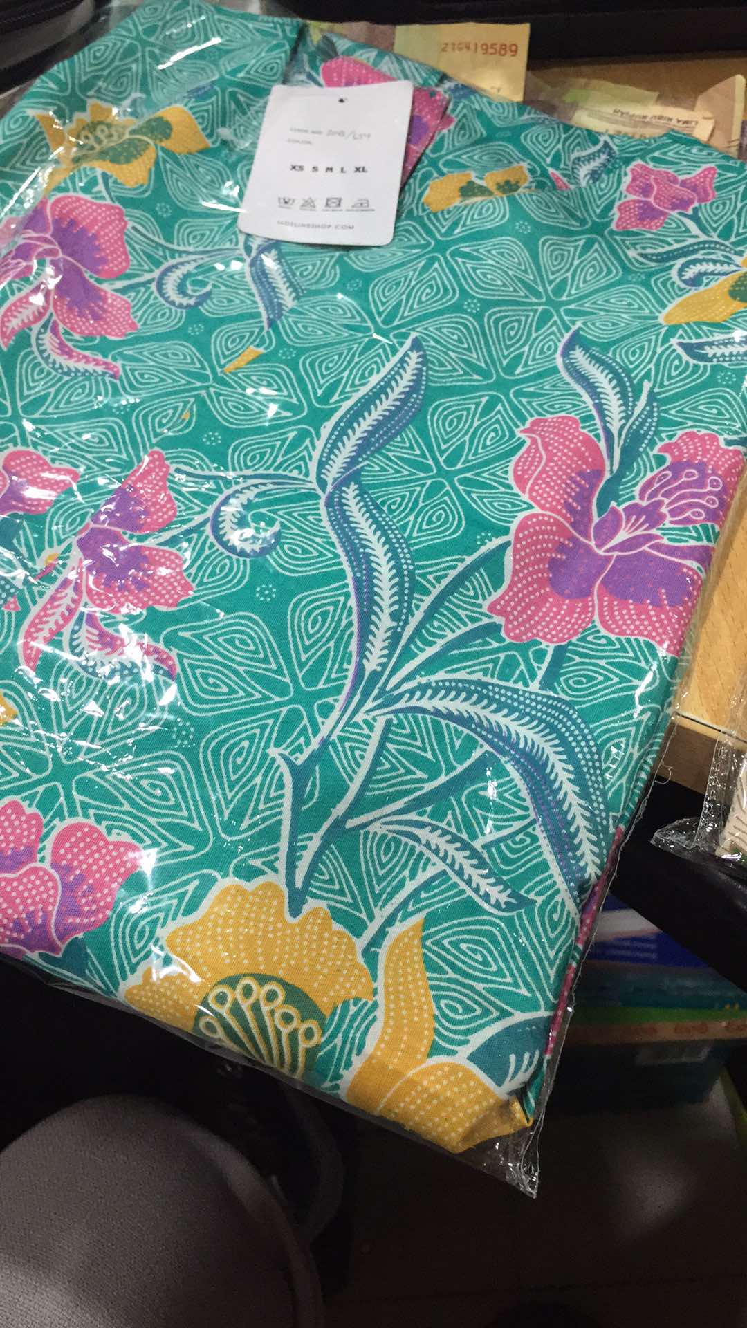 Batik Shawl Top (2043/654)