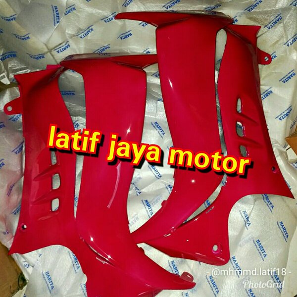 sayap satria hiu malaysia merah