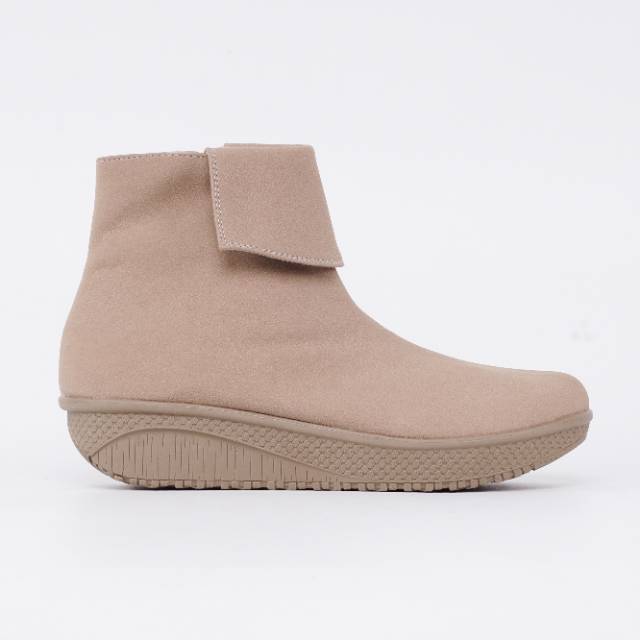 sepatu boots wanita murah ,sepatu boots cewek , sepatu boot perempuan