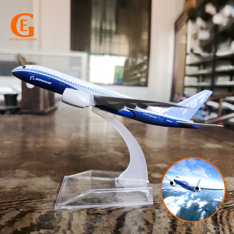 Boeing 787 Model Pesawat Prototype Die-cast Bahan Alloy Ukuran 16CM