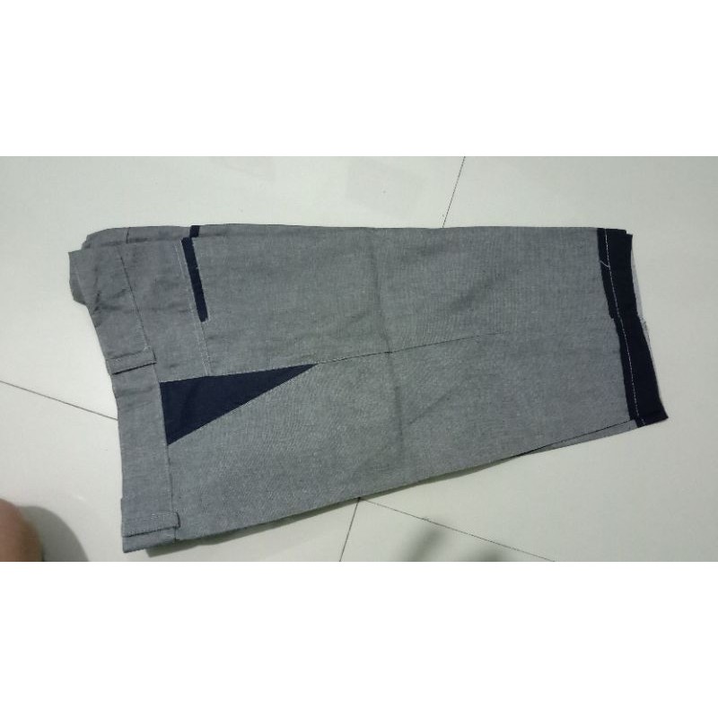 celana pendek denim untuk usia 10-12thn