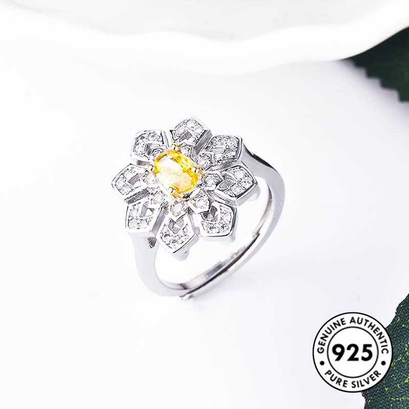 Cincin Silver S925 Bentuk Kepingan Salju Aksen Berlian Warna Kuning Untuk Wanita