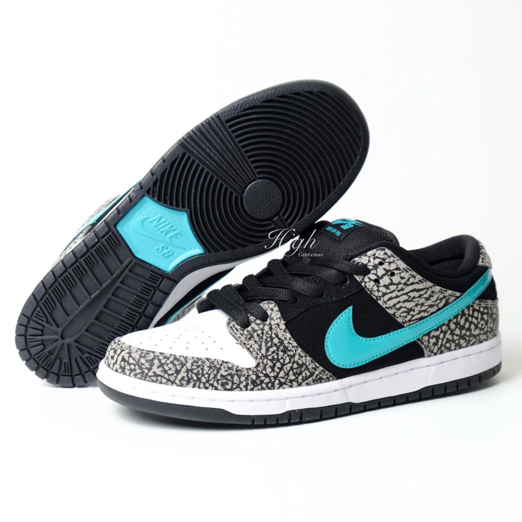 blue suede nike dunks