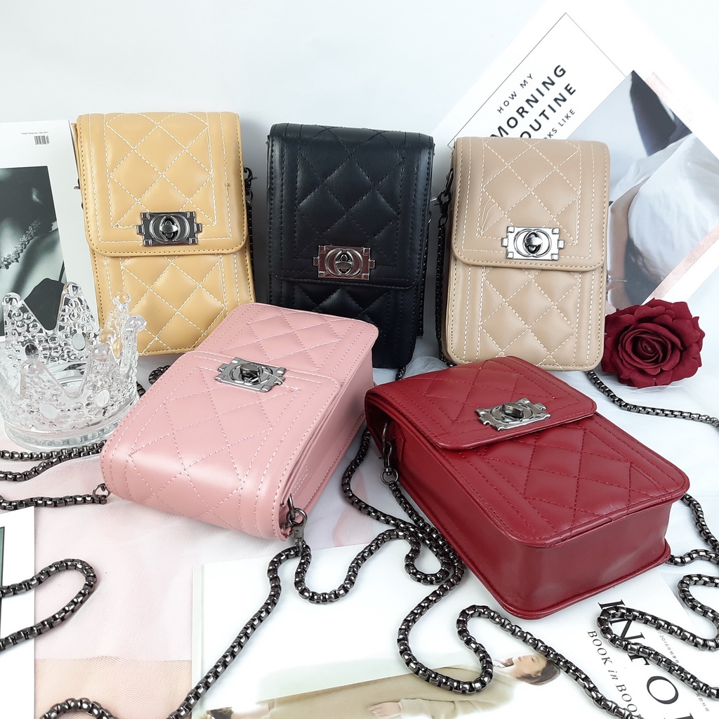 Tas Hp Wanita Slempang Sling Bag Kunci Hitam Tebal Lokal Premium KT008