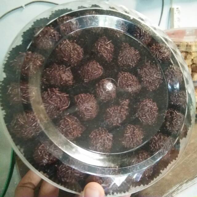 

Coklat huluk