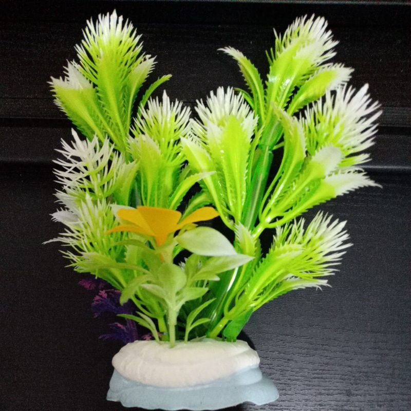 hiasan aquarium bunga plastik mainan ikan