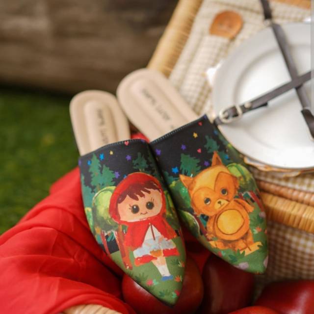 New Ittaherl Red Ridding Hood Size 39, ittaherl cinderella, ittaherl belle, ittaherl snow white