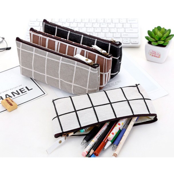 

Tempat Pensil Korea Lattice Pattern / Tempat Kosmetik Multifungsi Murah Kekinian