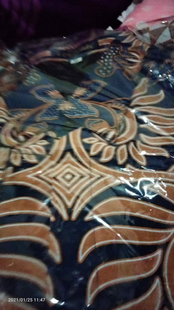 Batik Solo Kemeja Batik Solo Lengan Panjang Lapis Furing Mahogra Rajasakti Wedanta Pinus Permata